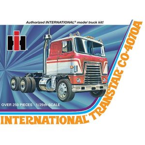 AMT International Transtar Co-4070A Semi Tractor 1/25 Scale 1203 (D)